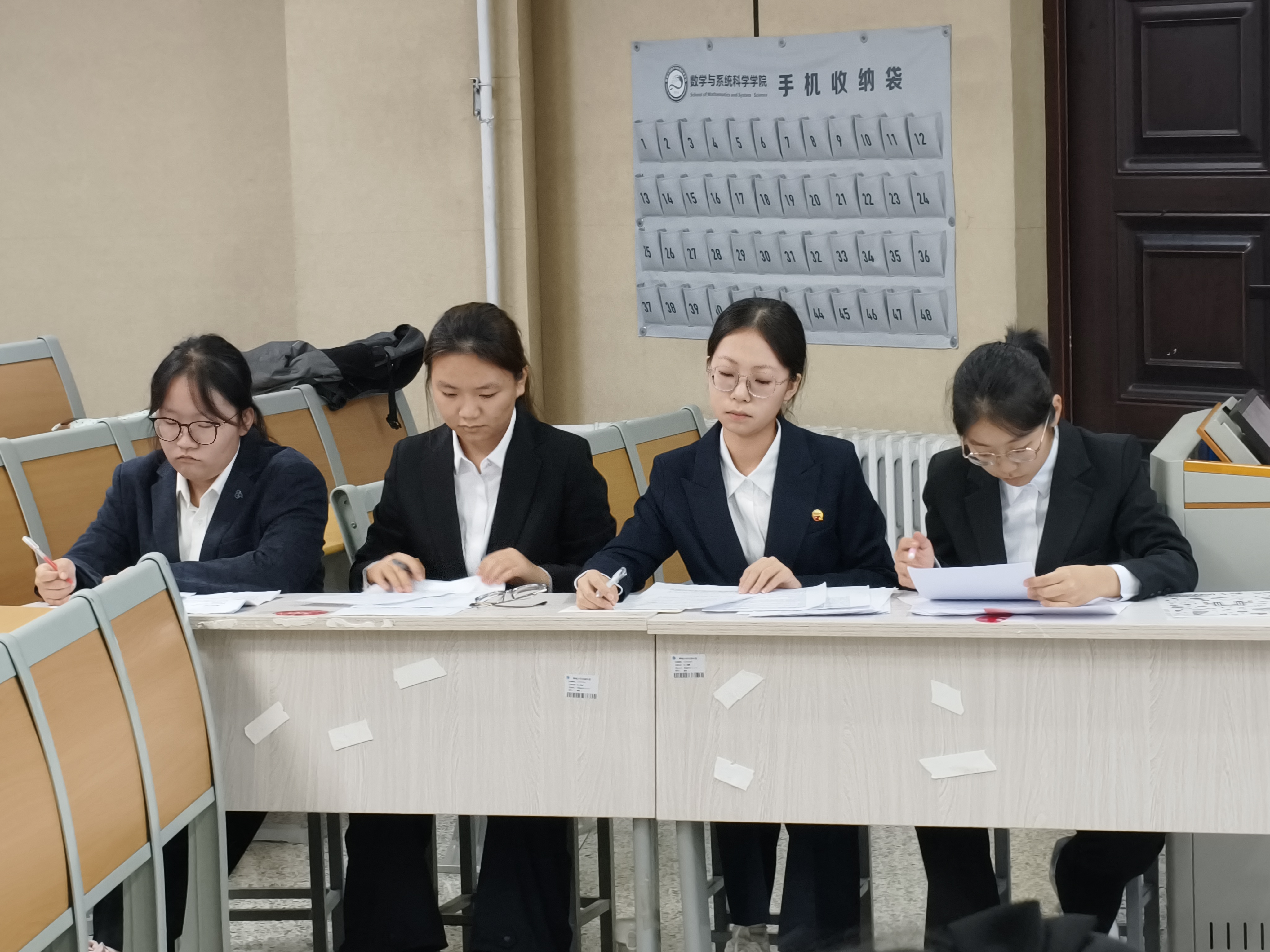 c192a4e3cbe53d703cadfc7779f2babf.jpg